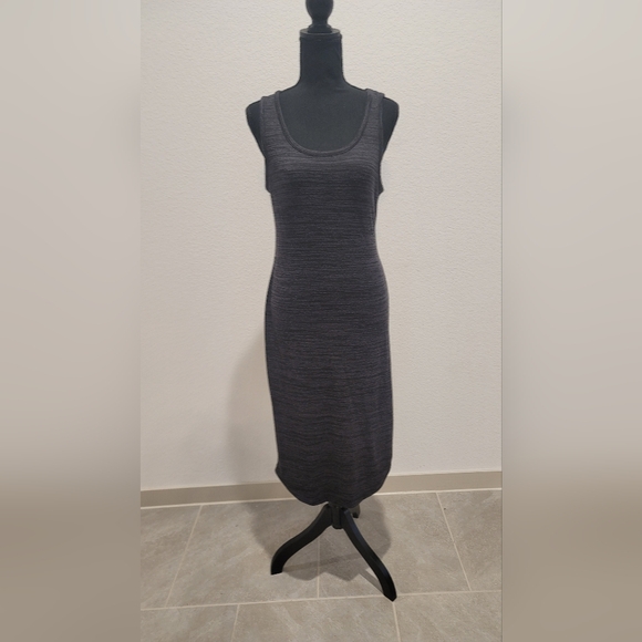 Gray Striped Light Weight Sweater Dress (M) - Picture 10 of 17